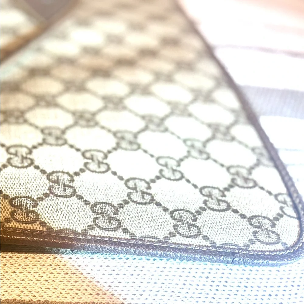 Gucci Monogram Canvas Leather Portfolio Vintage Laptop Bag - Picture 5 of 17